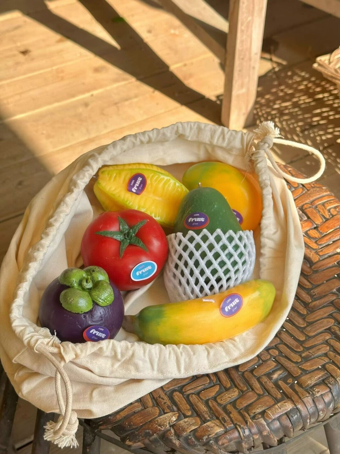 Fruit-Scented Aromatherapy Candle