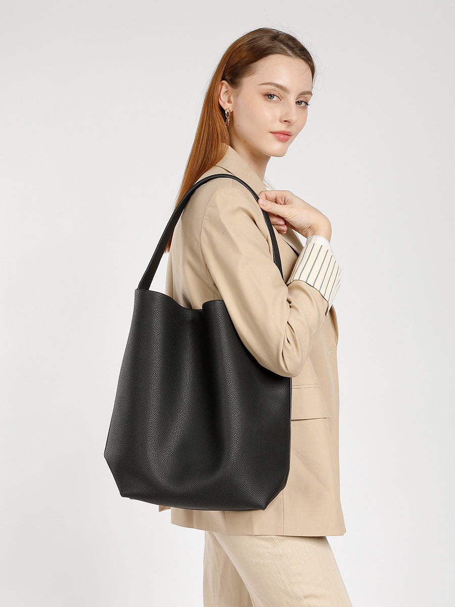 The Élan Minimalist Tote